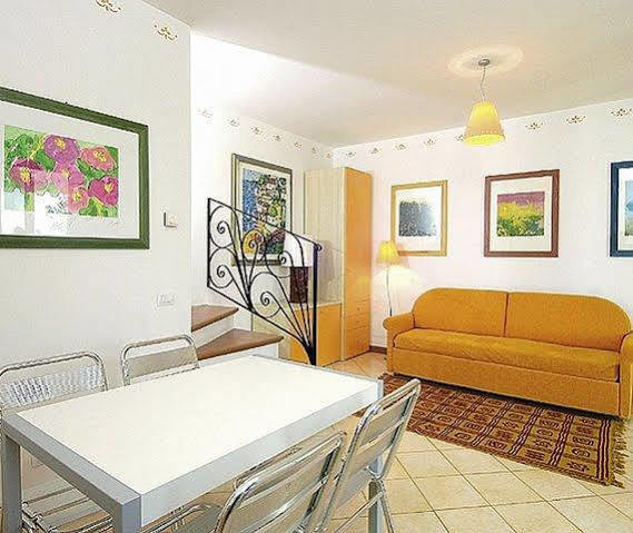 Residence I Giardini Del Conero Порто Реканати Екстериор снимка